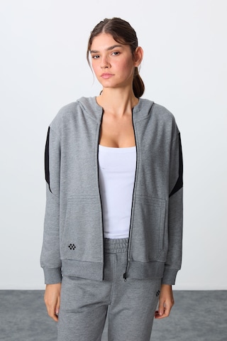 Tommy Life Gri Melanj Kompakt Pamuklu Kalın Pürüzsüz Dokulu Kapüşonlu Oversize Fit Kadın Eşofman Takım - 95343 GRİ MELANJ