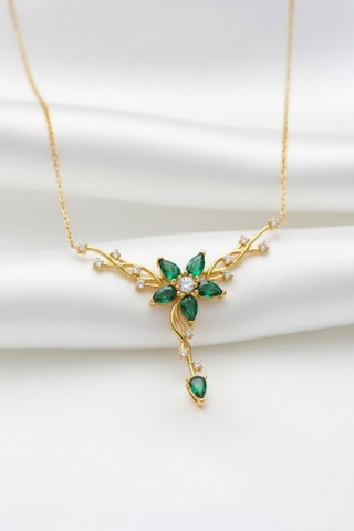 Çekirdekjewelry 925 Ayar Gümüş Zümrüt Taşlı Sarmaşık Kolye Gold