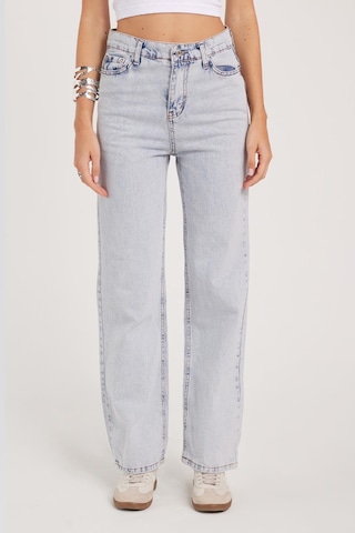 Tudors Kadın Regular Fit Klasik Kesim Pamuklu Bol Paça Açık Mavi Jean Pantolon-39520 Açık Mavi