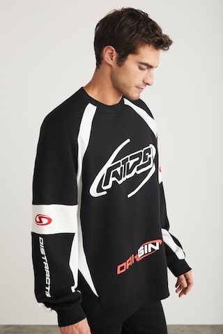 Grımelange Breez Erkek Organik Pamuklu Oversize Parçalı Spor Baskı Detaylı Bisiklet Yaka Siyah Sweatshirt