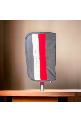Tommy Hilfiger Erkek Seyehat El Çantası Genişlik 21 Derinlik-12 Cm