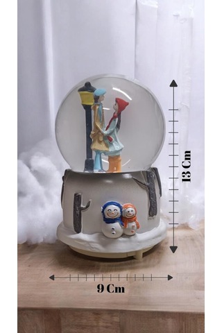 Romantik Sevgili Renk Değiştiren Ve Müzikli Orta Boy Kar Küresi