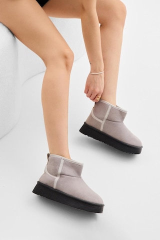 Kalın Poli Taban Süet Görünümlü Kadın Gri Günlük Bot Tbldy535 Gri