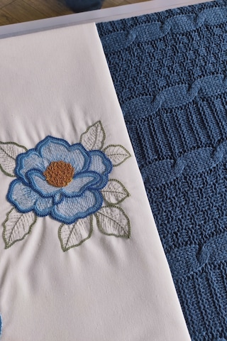 Triko Örme Nakışlı Battaniye Takımı-tivoli Rosetta Indigo