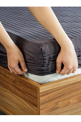 Antrasit Pamuklu Çizgili Saten Lastikli Çarşaf Takımı Tek Kişilik + 1 Yastık Kılıfı Antrasit