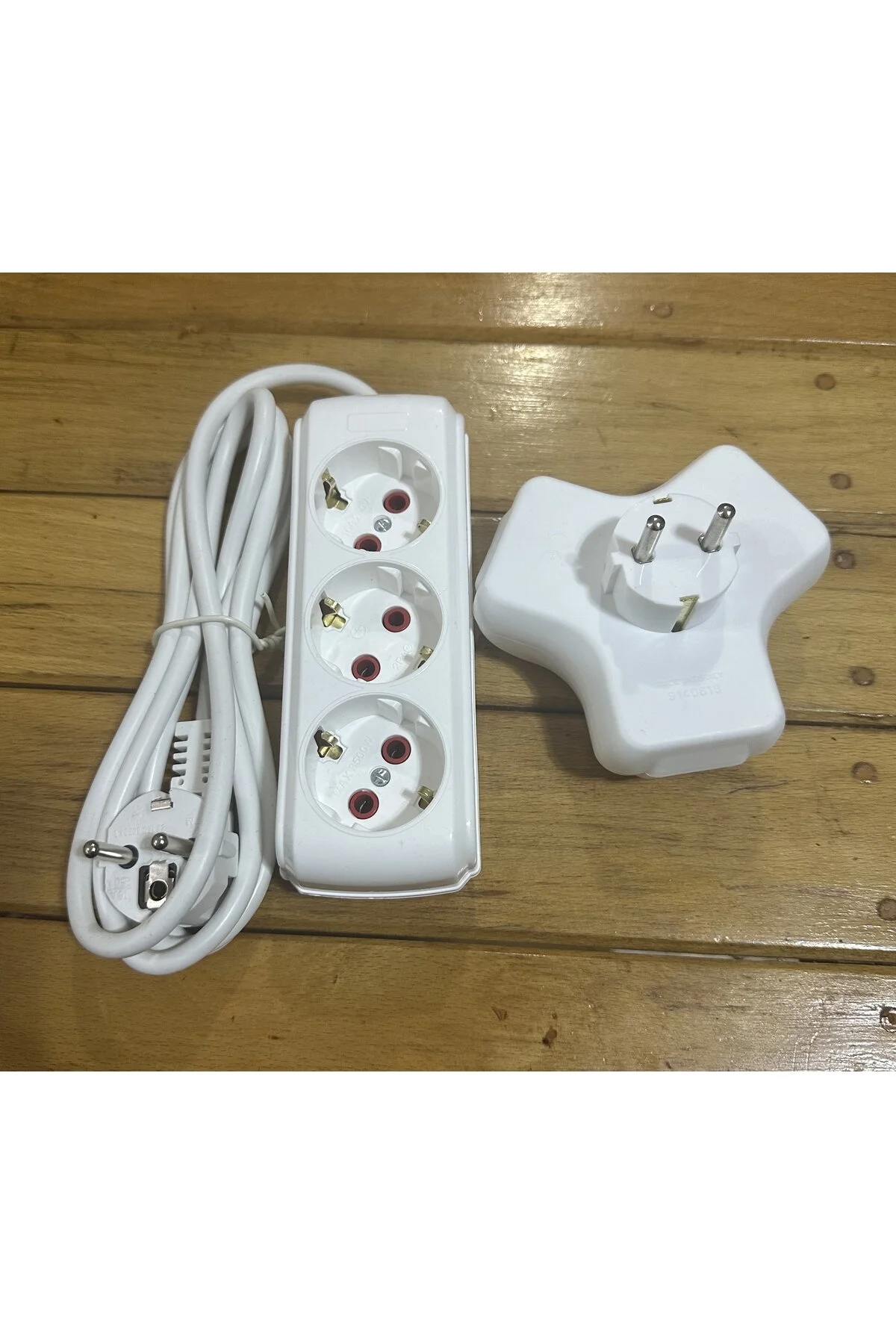 1 Adet 1.kalite 2 Metre 3 Lü Priz 1 Adet 1.kalite Papatya Golyat Üçlü Golyat