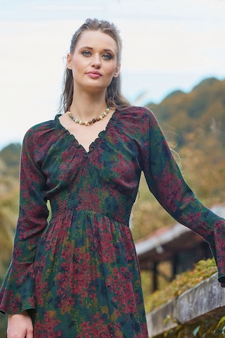 Yakası Lastikli İspanyol Kol Kışlık Elbise Desenli