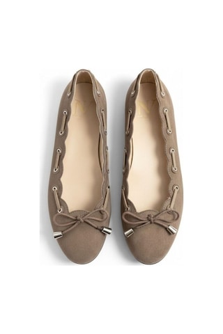 Ne&ve Shoes Vizon Süet Biye Detaylı Kapsüllü Kadın Yuvarlak Buunlu Günlük Babet Bej