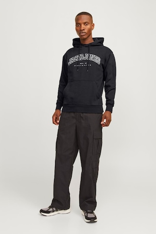 Jack & Jones Jjecaleb Varsıty Sweat Ho Siyah Erkek Sweatshirt 000000000101992600 Siyah