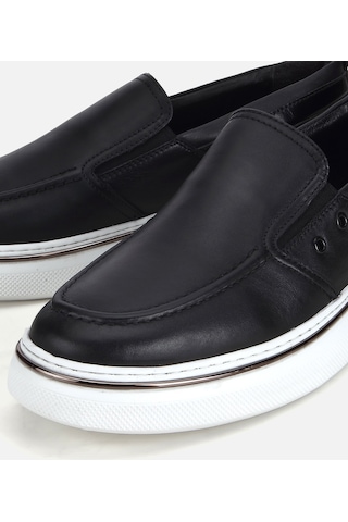 Hotiç Erkek Deri Siyah Metal Detaylı Günlük Loafer
