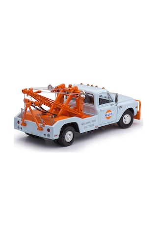 1:18 Greenlight 1969 Chevrolet C-30 Dually Wrecker Gulf Oil
