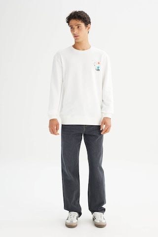 Lee Regular Fit Baskılı Beyaz Erkek Sweatshirt L2520361102 Beyaz