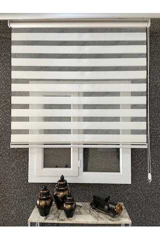 Beyaz Geniş Pliseli Zebra Stor Perde Eteği Dilimli Alüminyum Kasa+metal Ayak Beyaz