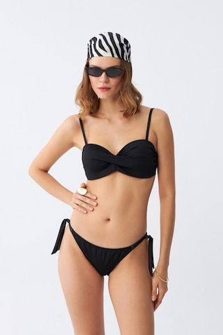 Akbeniz Kadın Straplez Siyah Bikini Takımı