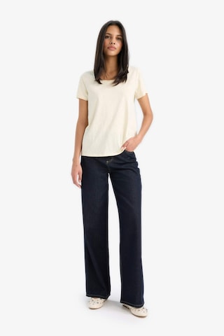 DeFacto Regular Fit Yuvarlak Yaka Basic Düz Kısa Kollu Tişört K1508AZ25SMYL504