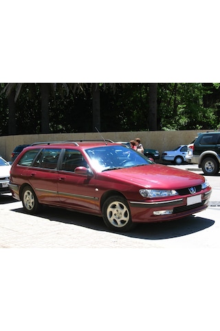 932737 Sağ Ön Kapı Direk Bandı Peugeot 406 - Sw