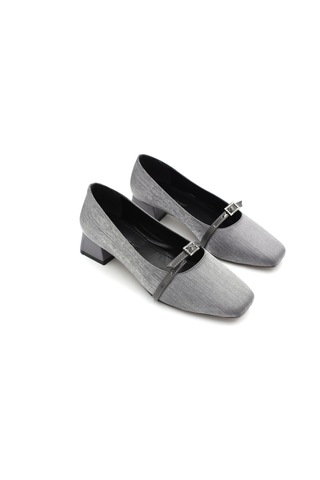 Beyaz London Üst Atkı Toka Detaylı Alçak Topuklu Saten Kadın Ayakkabı Platin PLATIN