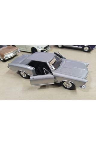 Oyuncak Metal Model Araba 1/36 Çek Bırak 1965 Buick Riviera Silver Gümüş