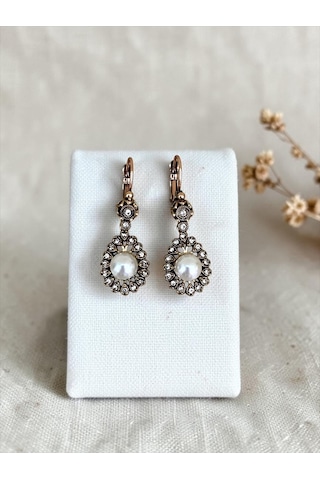 Kristal Taşlı Papatya Figür İnci Sallantılı Küpe Beyaz 78159879