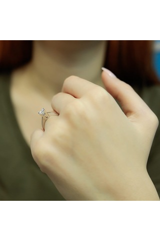 Lova H Renk 0,58 Karat Pırlanta Tektaş Yüzük - HRD Sertifikalı
