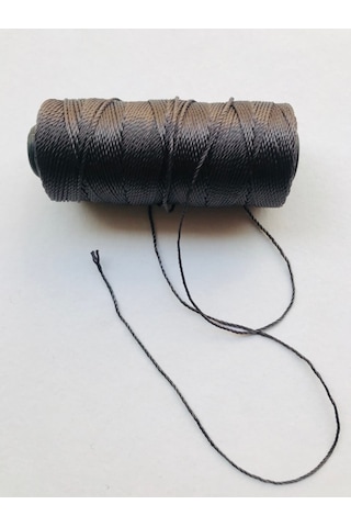 Kahverengi Makaralı İnce Tesbih İpi...350 Metre . 80 Gramdır..