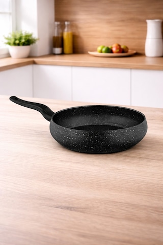Granit Pro 28 Cm Güveç Tava Siyah Bakalit Saplı Yanmaz Yapışmaz