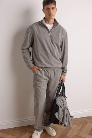 Defacto Boxy Fit Dik Yaka Fermuarlı Kadife Sweatshirt E9364ax25augr454 Gri