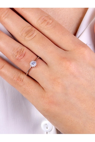 Torgovyj Dom Uvelir Holding 925 Ayar Gümüş Taşlı Zarif Nişan Yüzüğü 140973739 Gümüş