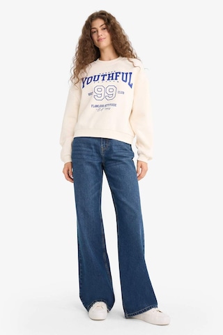 Defacto Regular Fit Bisiklet Yaka Baskılı Sweatshirt E9502ax25wnwt32 Beyaz