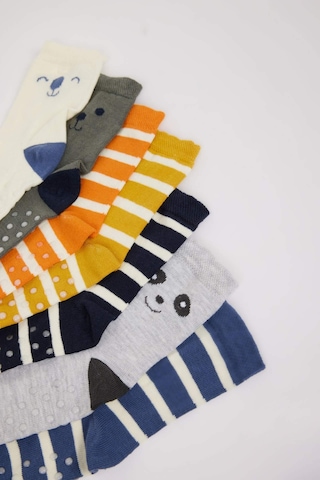 Defacto Erkek Bebek Kaydırmaz Taban 7li Pamuklu Uzun Çorap D2686a5nskr1 Çok Renkli