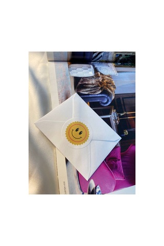 Gülücük Etiketi Yuvarlak Mat Çıkartma Round Smile Sticker 4 Cm 40 Adet Çok Renkli
