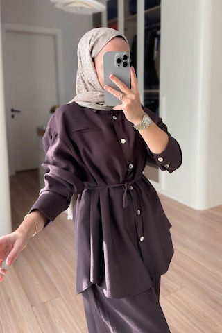 Ka Hijab Bağcıklı Bluz Pantolon Takım - Kahverengi