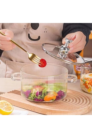 Morponi Borosilikat Cam Metal Çerçeveli Cam Kapaklı Ayıcık Figürlü 2000 Ml Cam Tencere Şeffaf