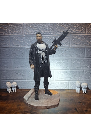 The Punisher Frank Castle El Yapımı Koleksiyon Figürü 27 Cm