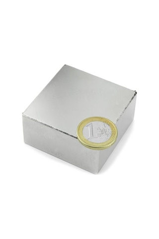 50Mm X En 50Mm X Kalınlık 25Mm Çok Güçlü Büyük Neodyum Mıknatıs N11.24518