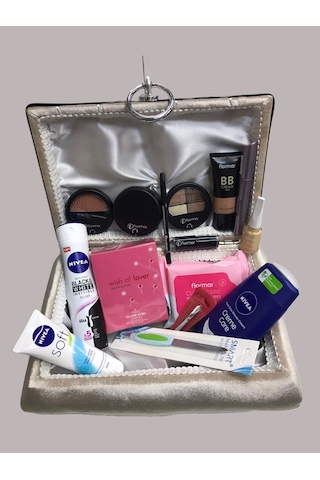 Flormar Pretty Kutulu 16 Parça Makyaj Güzellik Seti