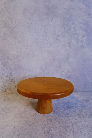 Justwood Mini 20 Cm Ahşap Konik Ayaklı Yuvarlak Pasta Kurabiye Sunum Servis Tabağı Kahverengi