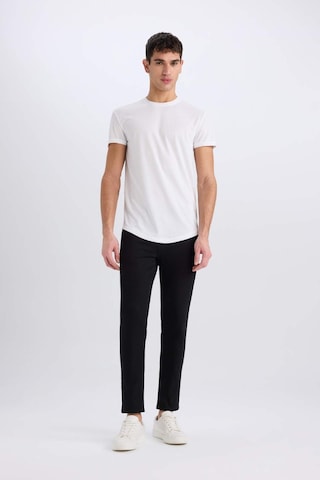 Defacto Carlo Skinny Fit Ekstra Dar Kalıp Normal Bel Ekstra Dar Paça Jean Pantolon R8763az26spnm40 Siyah-nm40