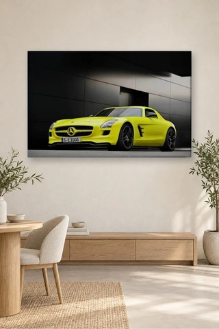 Fida Siyah Duvar Önünde Neon Sarı Mercedes Sls Canvas Tablo