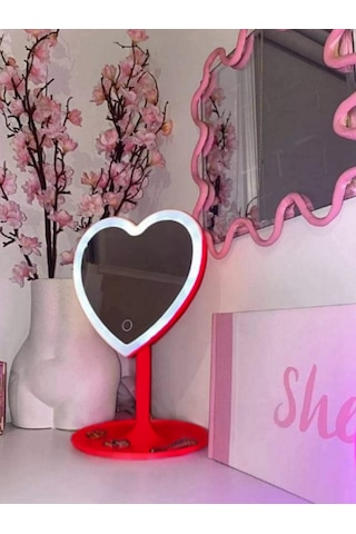 Masaüstü Ayna Kalp Görünümlü Ledli Pinterest Makyaj Cilt Bakımı A