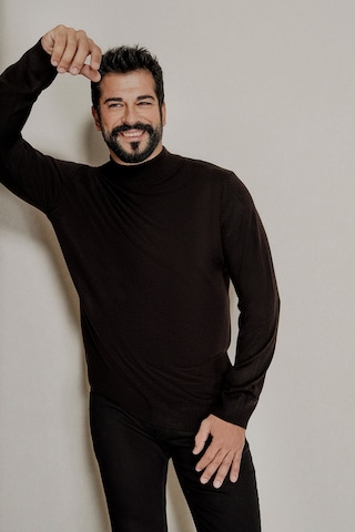 Erkek Bordo Sıyah 2'li Paket Standart Fit Normal Kesim Yarım Balıkçı Yaka Basic Triko Kazak Bordo Sıyah