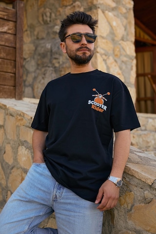 Velvoria Unisex Oversize Siyah Scooter T-shirt