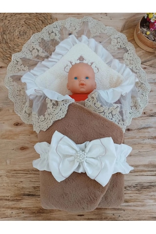 Yenidoğan Wool Yün Kumaş Taç Nakışlı Güpür Duvaklı Fiyonk Prizma Taş Unisex Kundak Bebek Battaniyesi Kahverengi Çok Renkli
