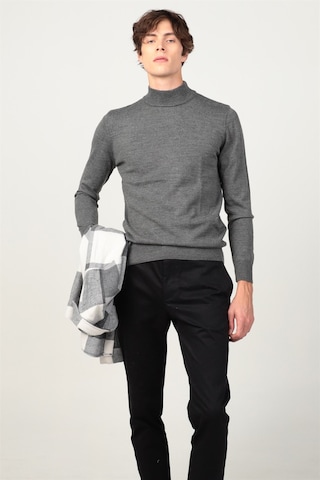 Tudors Slim Fit Dar Kesim Yarım Balıkçı Yaka Düz Erkek Kazak-12384 Gri