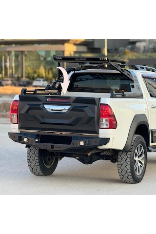 Toyota Hilux 2015-2020 Bagaj Kapağı Kaplaması Dodik
