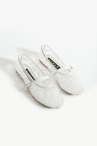 Dabab Shoes Flora Kadın Beyaz İnci İşlemeli Tül Dokulu Bantlı Babet Düz Ayakkabı