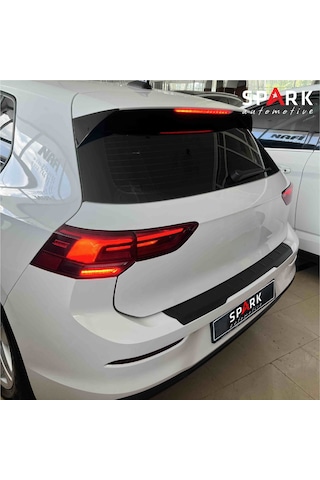 Volkswagen Golf 8 2021- Yılı Ve Sonrası Uyumlu Arka Tampon Eşiği Mat Siyah