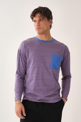 Cep Detaylı Çizgili T-shirt Mavi