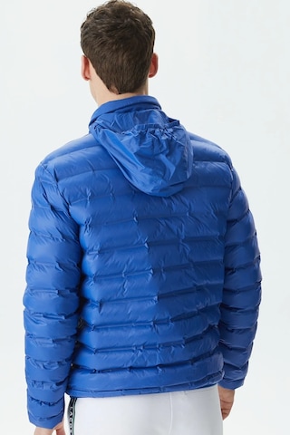 Lacoste Synthetic Fill Jacket Gizlenebilir Kapişonlu Şişme Erkek Mont Mavi Lacivert