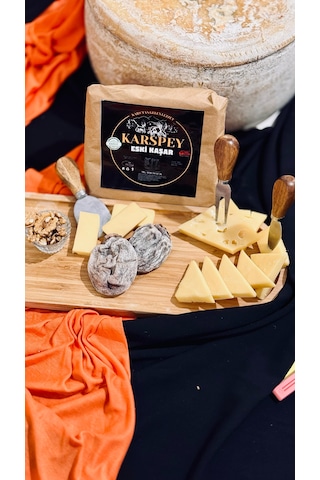 Karspey Eski Kaşar Peyniri 1 KG